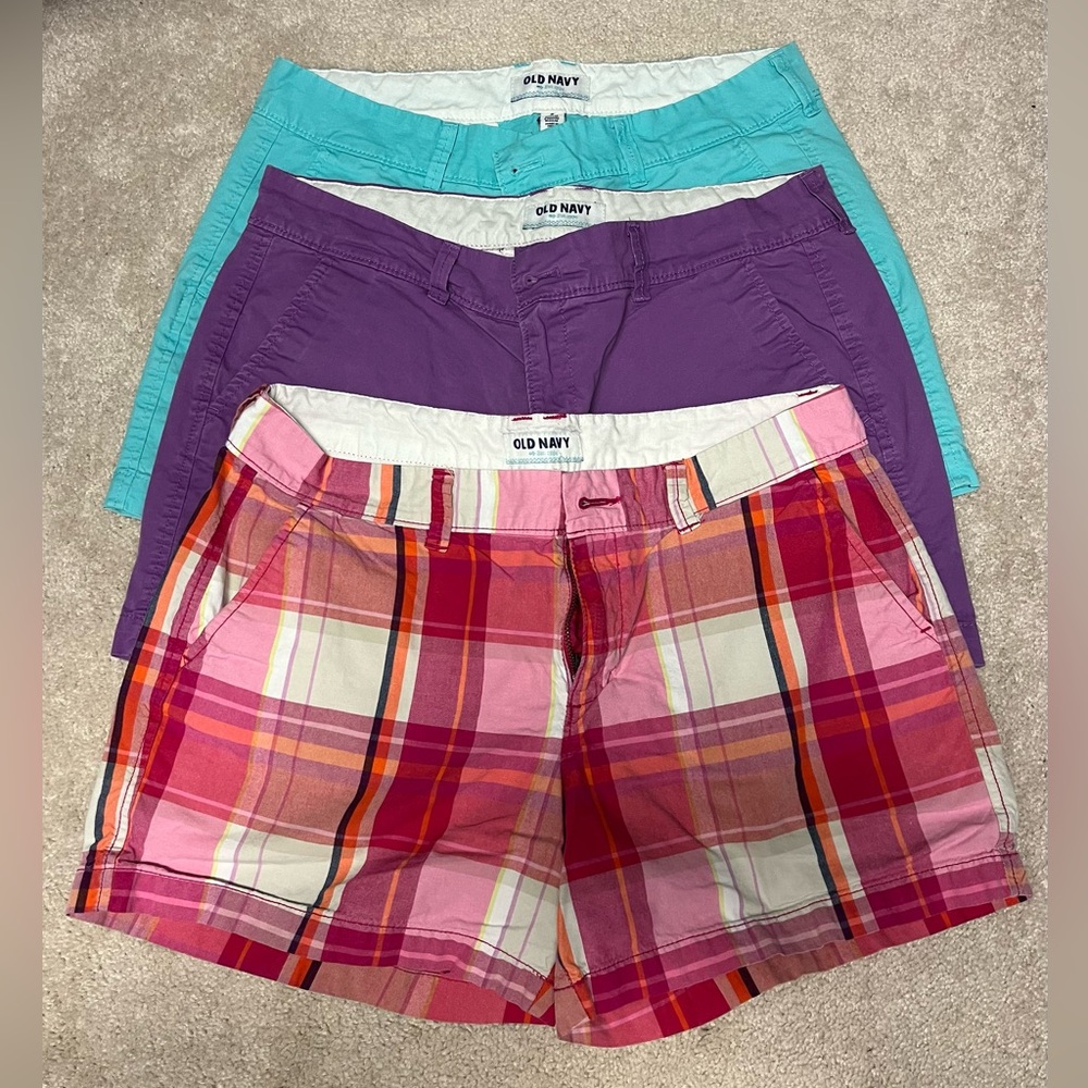 3 Old Navy women’s shorts size 8
